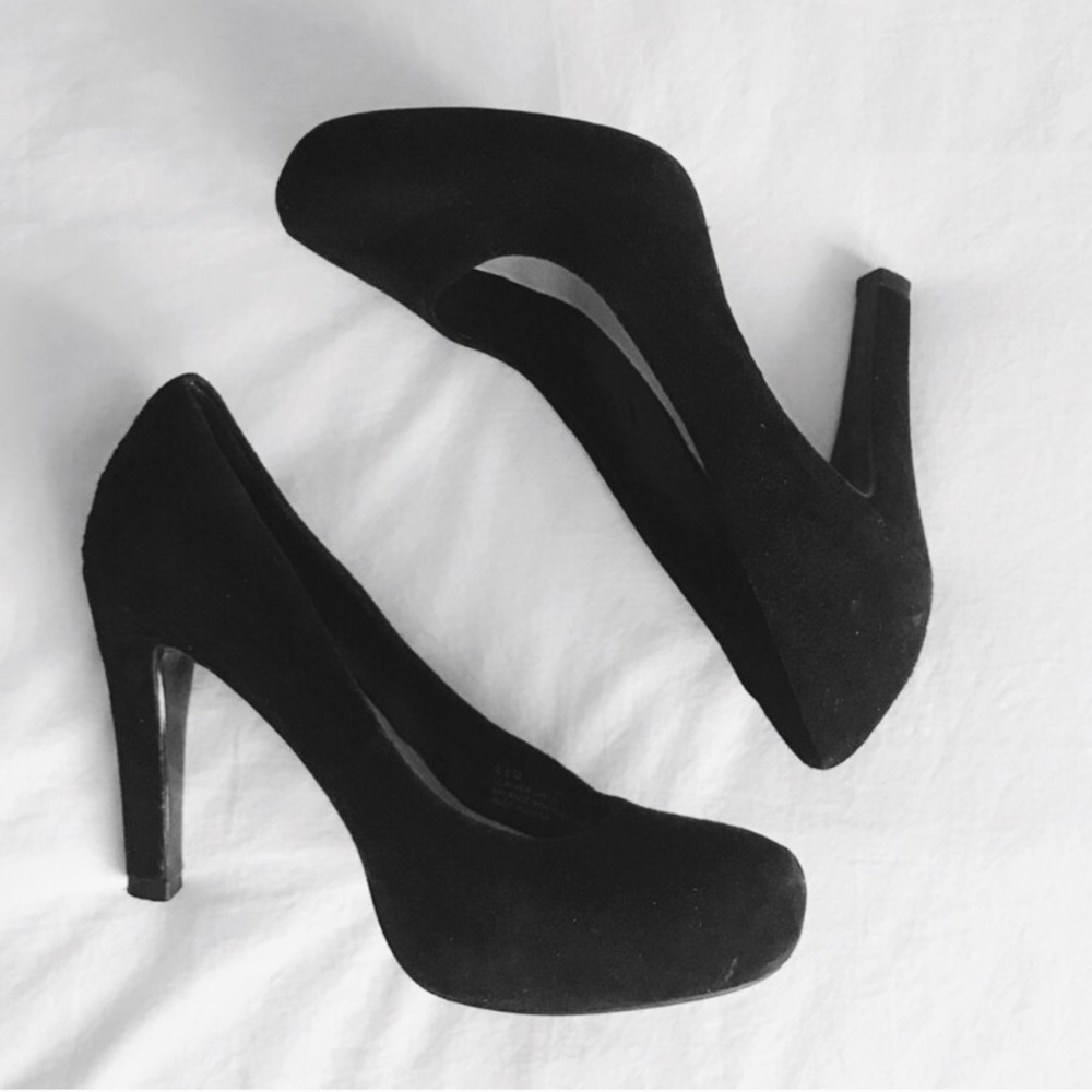 Franco Sarto Suede Heels